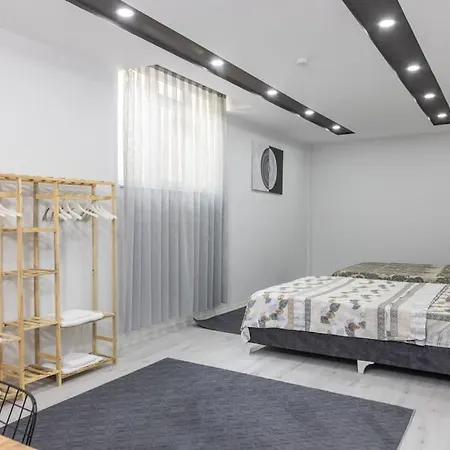 Apartman 1-kaleici Ve Markantalya'ya Yakin Bueyuek Ev