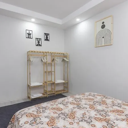 1-kaleici Ve Markantalya'ya Yakin Bueyuek Ev