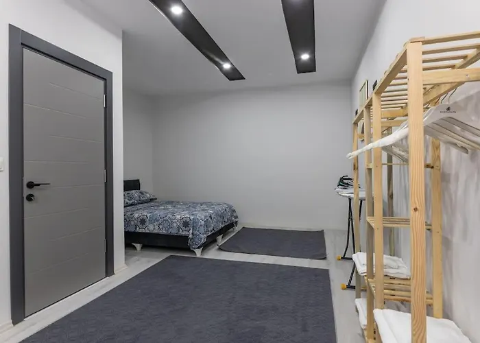 1-kaleiçi Ve Markantalya’ya Yakın Büyük Ev Daire Antalya