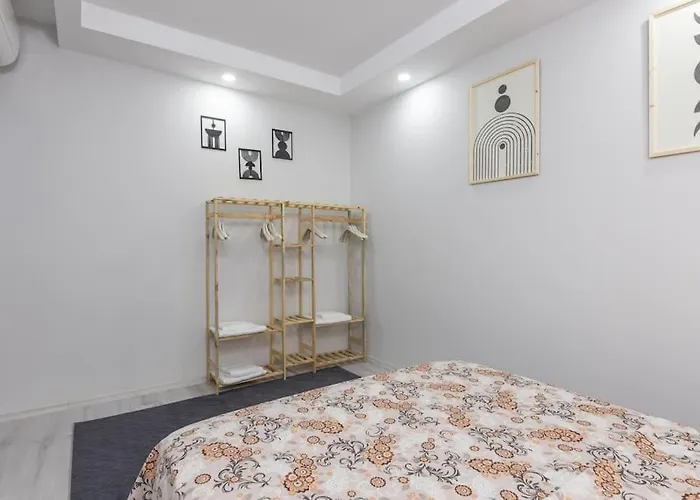 1-kaleiçi Ve Markantalya’ya Yakın Büyük Ev