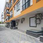 1-kaleici Ve Markantalya'ya Yakin Bueyuek Ev