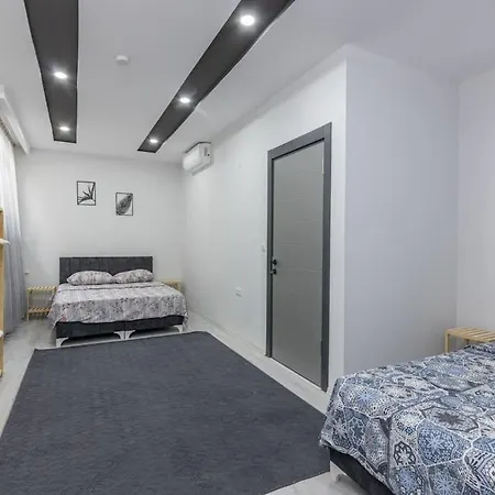 Apartment 1-kaleici Ve Markantalya'ya Yakin Bueyuek Ev *