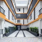 1-kaleici Ve Markantalya'ya Yakin Bueyuek Ev